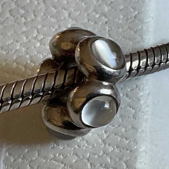 Pandora moonstone cabochon spacer - Picture 1 of 6